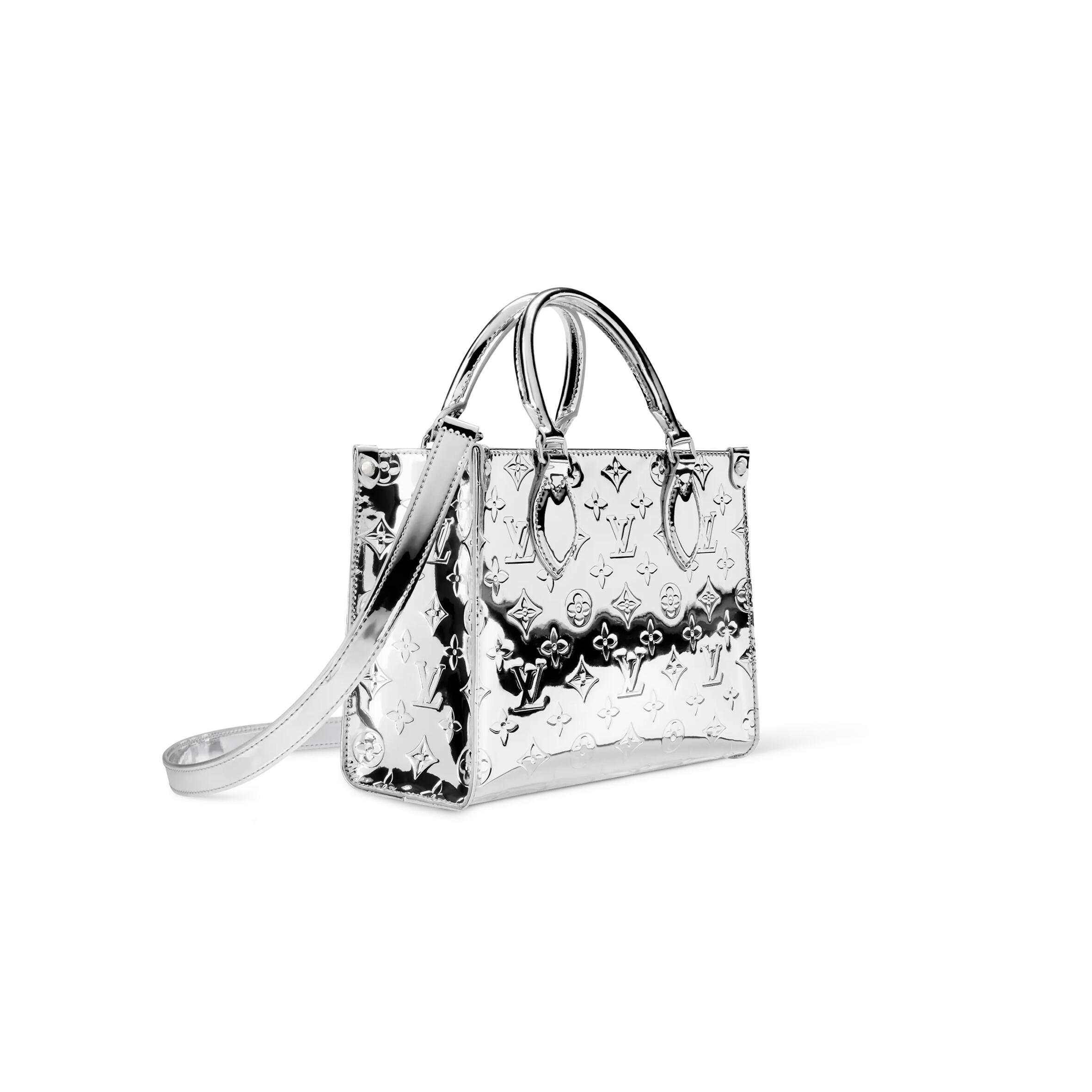 LOUIS VUITTON ONTHEGO PM M26373 (25*19*11.5cm) LOUIS VUITTON ONTHEGO PM M26373 (25*19*11.5cm)